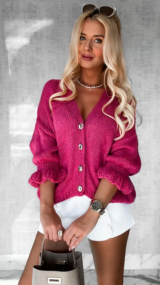 Lekki puszysty sweter na guziki z modnymi rękawami WRZOSOWY - P471