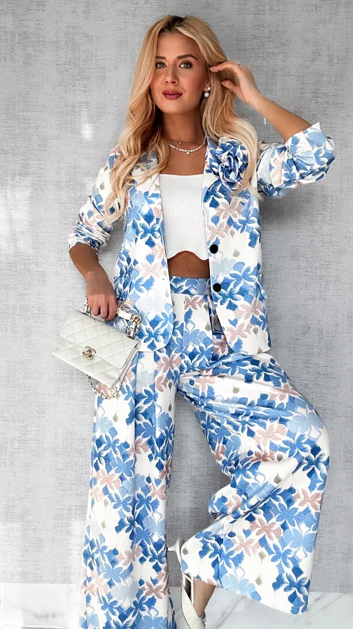 Masełkowy komplet w niebieskie kwiaty marynarka + spodnie ONE SIZE - P484