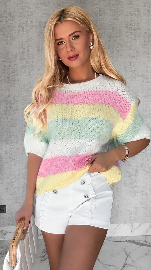 Wiosenny sweter z krótkim rękawem w kolorowe pasy multi kolor WHITE - P653A