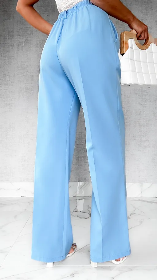 Eleganckie spodnie z zaszewkami i gumką w pasie BLUE - P638