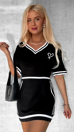 Bawełniana czarna MINI sukienka z kapturem ONE SIZE - P559
