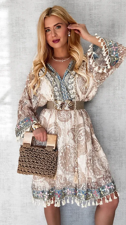 Atrakcyjna BOHO sukienka w beżowe wzory ONE SIZE - P682A