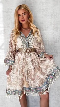 Atrakcyjna BOHO sukienka w beżowe wzory ONE SIZE - P682A
