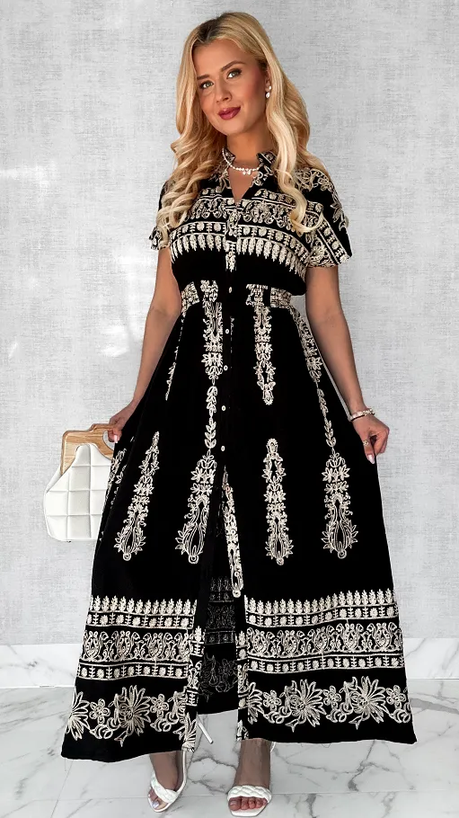 Czarna maxi długa luźna sukienka ze złotymi haftami ONE SIZE - P436