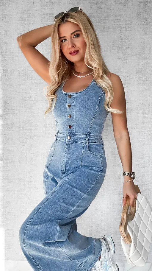 Elastyczny kombinezon jeansowy na ramiączkach BLUE JEANS - P463