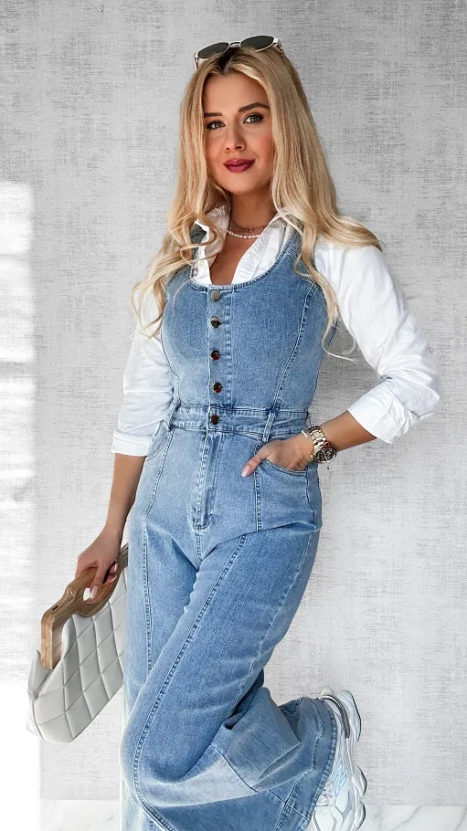 Elastyczny kombinezon jeansowy na ramiączkach BLUE JEANS - P463