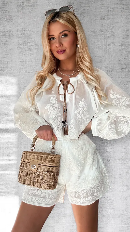 Piękny komplet mgiełka w stylu BOHO w kolorze ecru ONE SIZE - P477