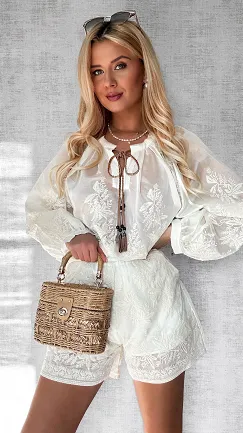 Piękny komplet mgiełka w stylu BOHO w kolorze ecru ONE SIZE - P477