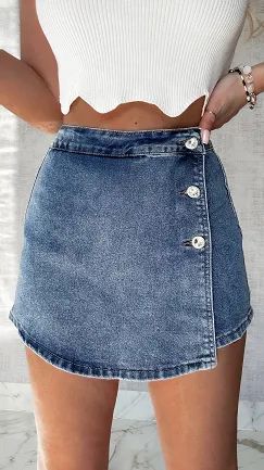 Elastyczne jeansowe spódnico-spodenki z guzikami BLUE JEANS - P531