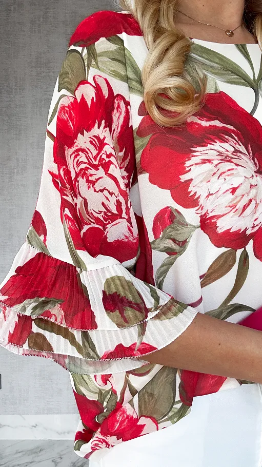 Luźna bluzka w czerwone kwiaty z ozdobnymi rękawami ONE SIZE - P456