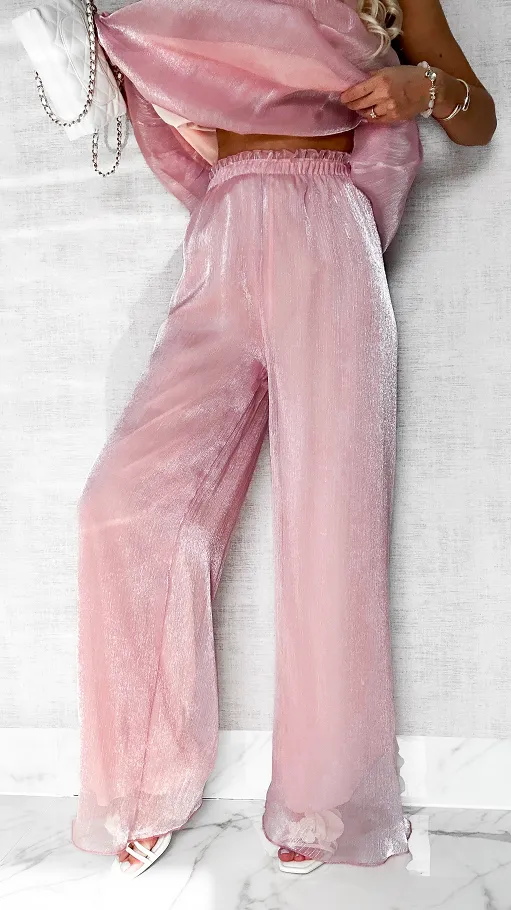 Piękny lekki różowy komplet z połyskiem ONE SIZE - P639