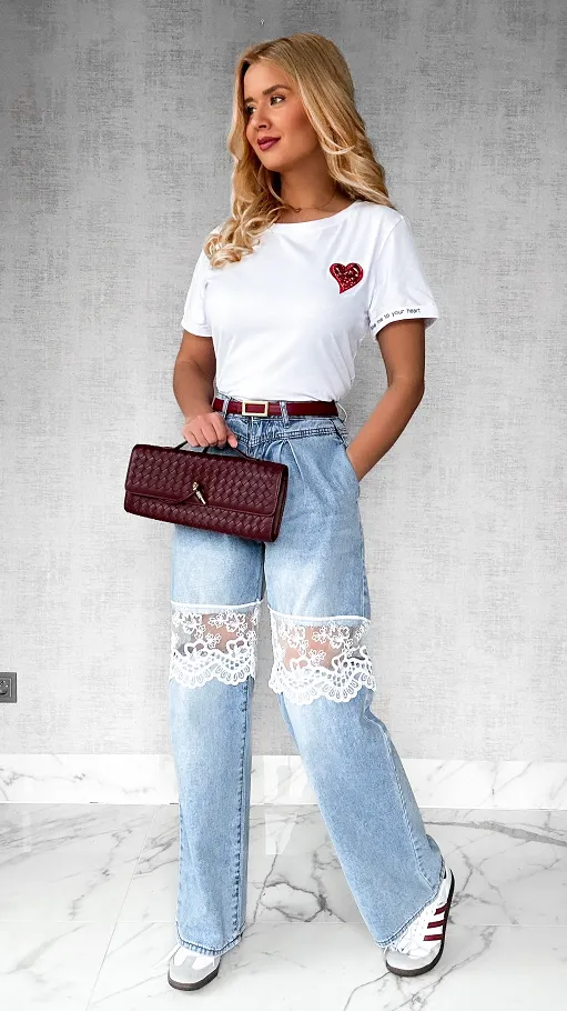 Biała bluzka t-shirt zdobiona czerwonym sercem ONE SIZE - P330