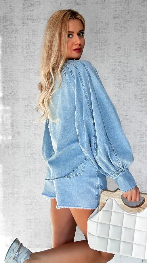 Miękka jeansowa koszula z bufiastymi rękawami ONE SIZE - P525