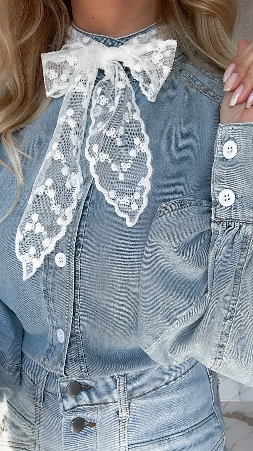 Miękka jeansowa koszula z bufiastymi rękawami ONE SIZE - P525