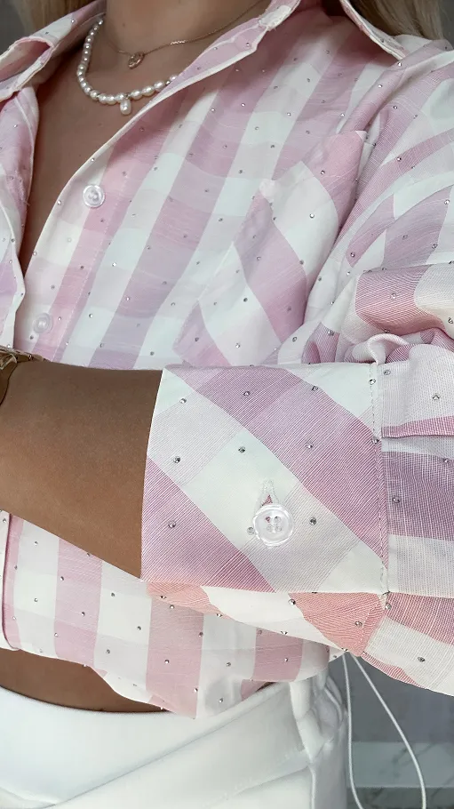 Modna koszula w różową kratę ściągana w pasie gumką ONE SIZE - P394