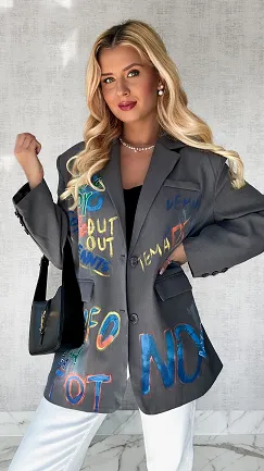 Idealna szara marynarka z kolorowym graffiti OVERSIZE - P552B