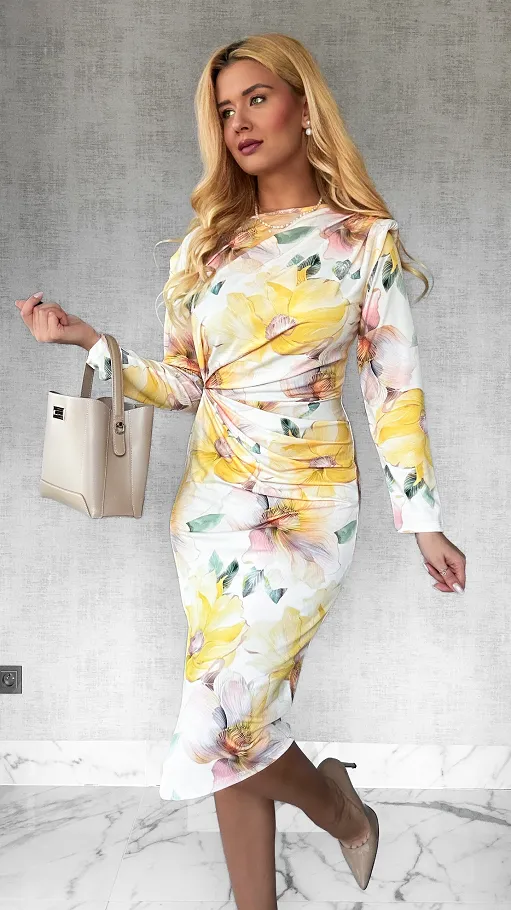 Sukienka w ŻÓŁTE kwiaty z marszczeniem i rozcięciem ONE SIZE - P509A