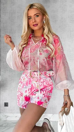 Niepowtarzalny RÓŻOWY komplet w kwiaty bluzka mgiełka + spodenki - P599A