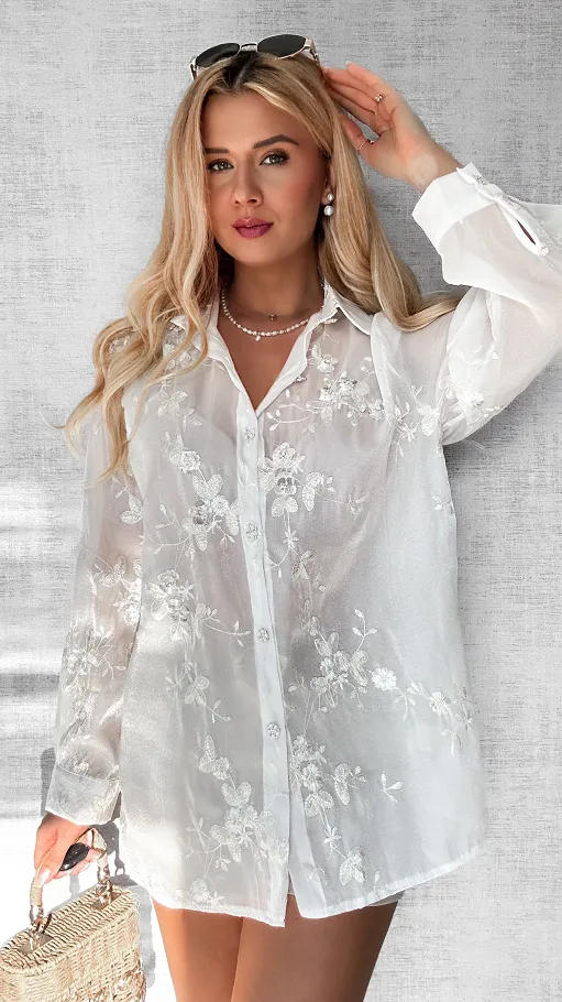 Efektowna biała koszula w kwiaty i haftowania ONE SIZE - P524
