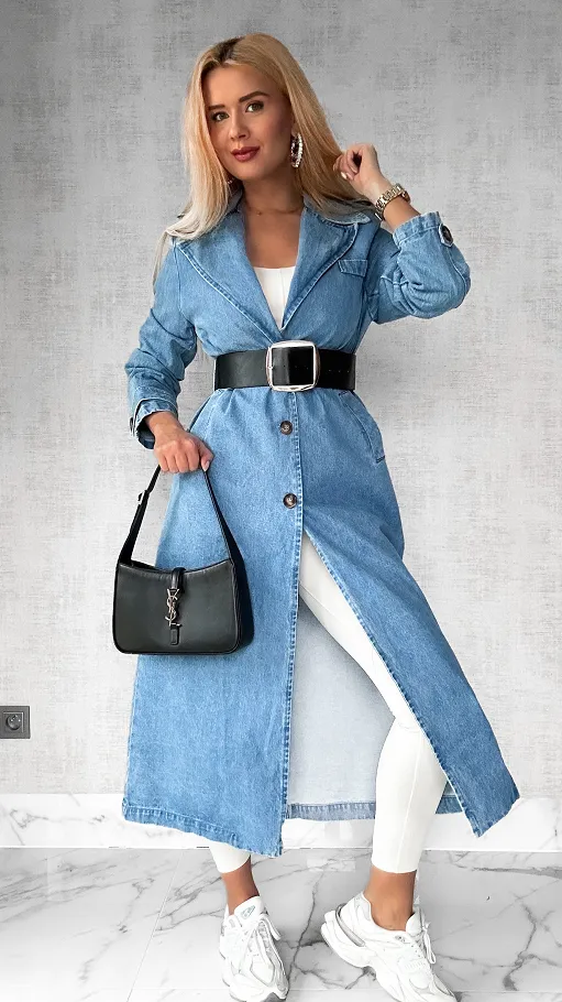 Wiosenny jeansowy płaszcz TRENCZ z szerokim paskiem BLUE JEANS - P415