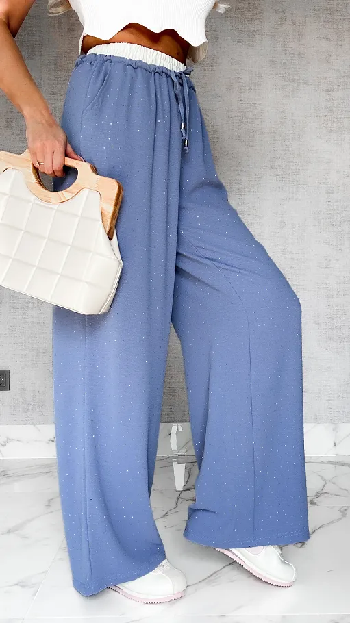Wygodne luźne spodnie całe w mini cyrkonie z modnym pasem BLUE - P603