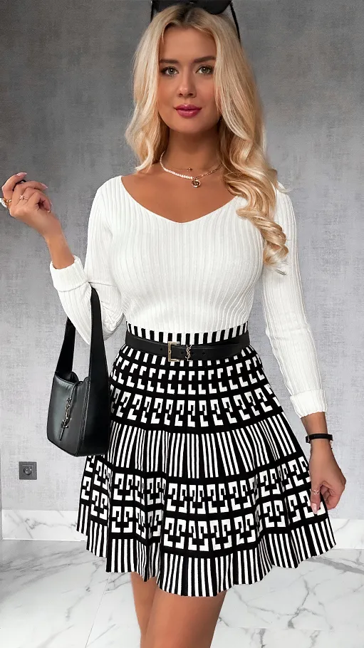 Dzianinowa plisowana spódniczka czarno-biała ONE SIZE - P246