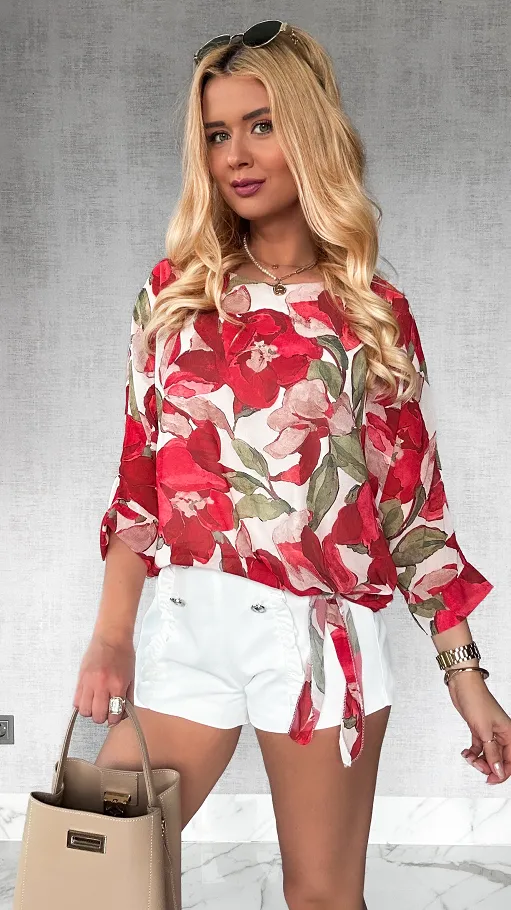Bluzka w czerwone kwiaty z bocznym wiązaniem ONE SIZE - P447A