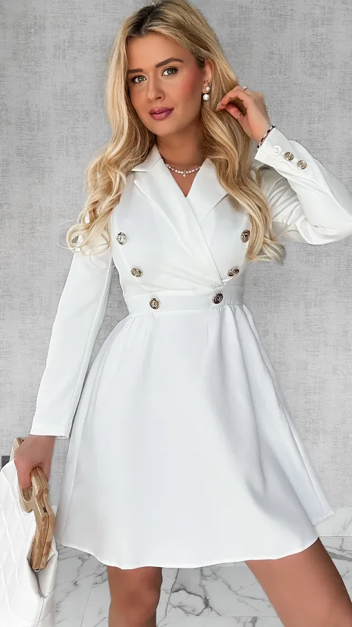 Elegancka biała sukienka ze złotymi guzikami - P592A