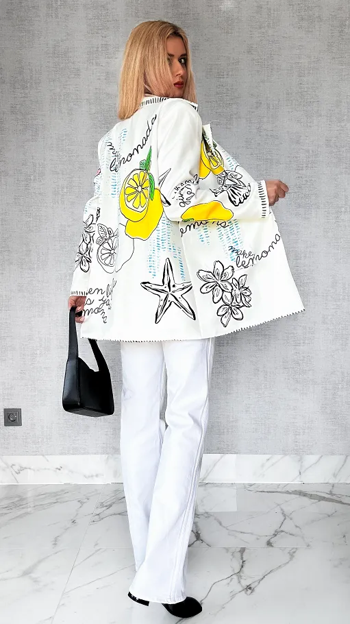 Stylowa biała marynarka LEMONADE oversize - P553