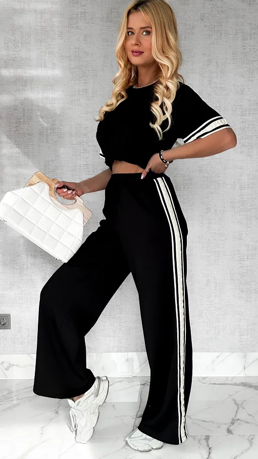 Komplet w sportowym stylu z lampasami ONE SIZE black - P498