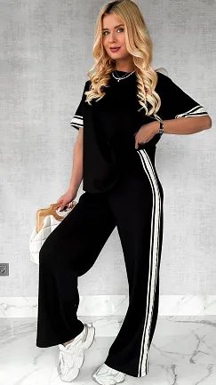 Komplet w sportowym stylu z lampasami ONE SIZE black - P498