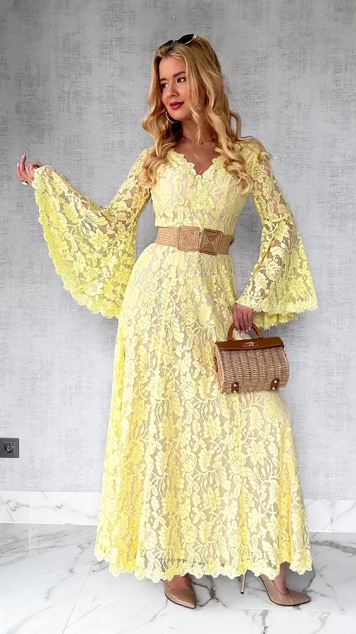 Kanarkowa MAXI sukienka koronkowa BOHO z szerokimi rękawami - P276A