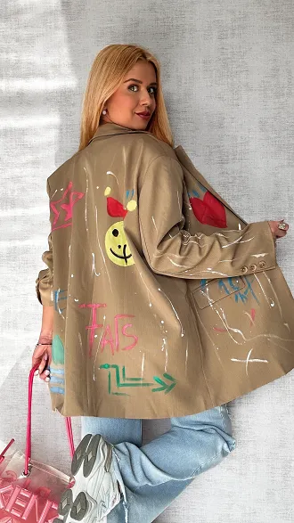 Fantastyczna beżowa marynarka w malowane wzory OVERSIZE - P681