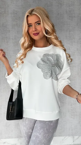 Masełkowa biała bluza z kwiatem ONE SIZE - P237D
