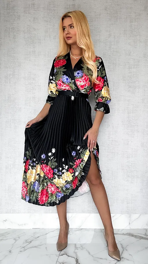 Cudowna MAXI sukienka w kwiaty z plisowanym dołem BLACK - P511D